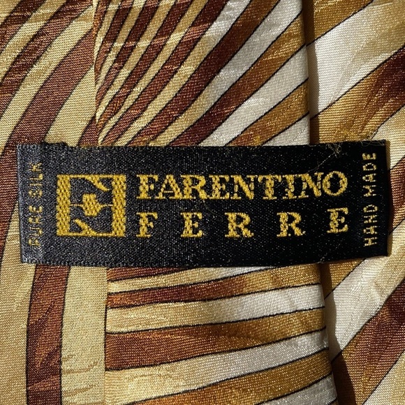 Farentio. Ferre Italian designer Golden striped handmade silk tie. - Picture 2 of 8